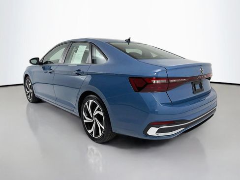 Used 2026 Volkswagen Jetta SEL FWD image 5