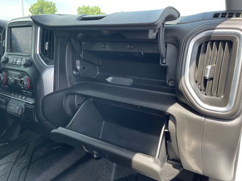 Used 2021 Chevrolet Silverado 1500 RST w/ Max Trailering Package AWD/4WD image 41