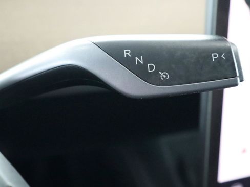 Used 2023 Tesla Model Y Long Range AWD/4WD image 19