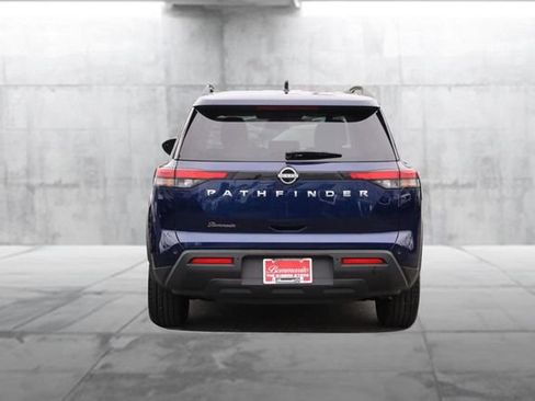 Certified 2025 Nissan Pathfinder SV FWD image 6