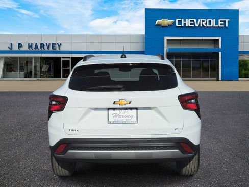 New 2026 Chevrolet Trax LT w/ Driver Confidence Package image 4