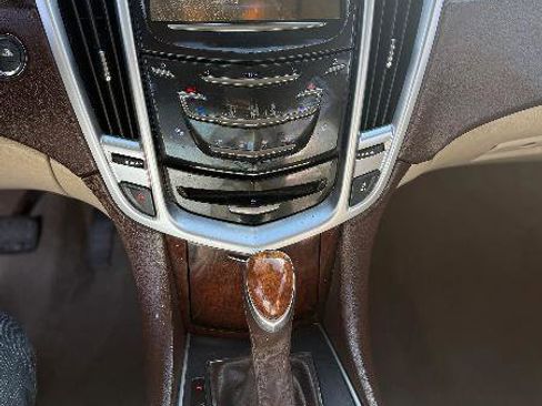 Used 2015 Cadillac SRX Luxury w/ Driver Awareness Package image 11