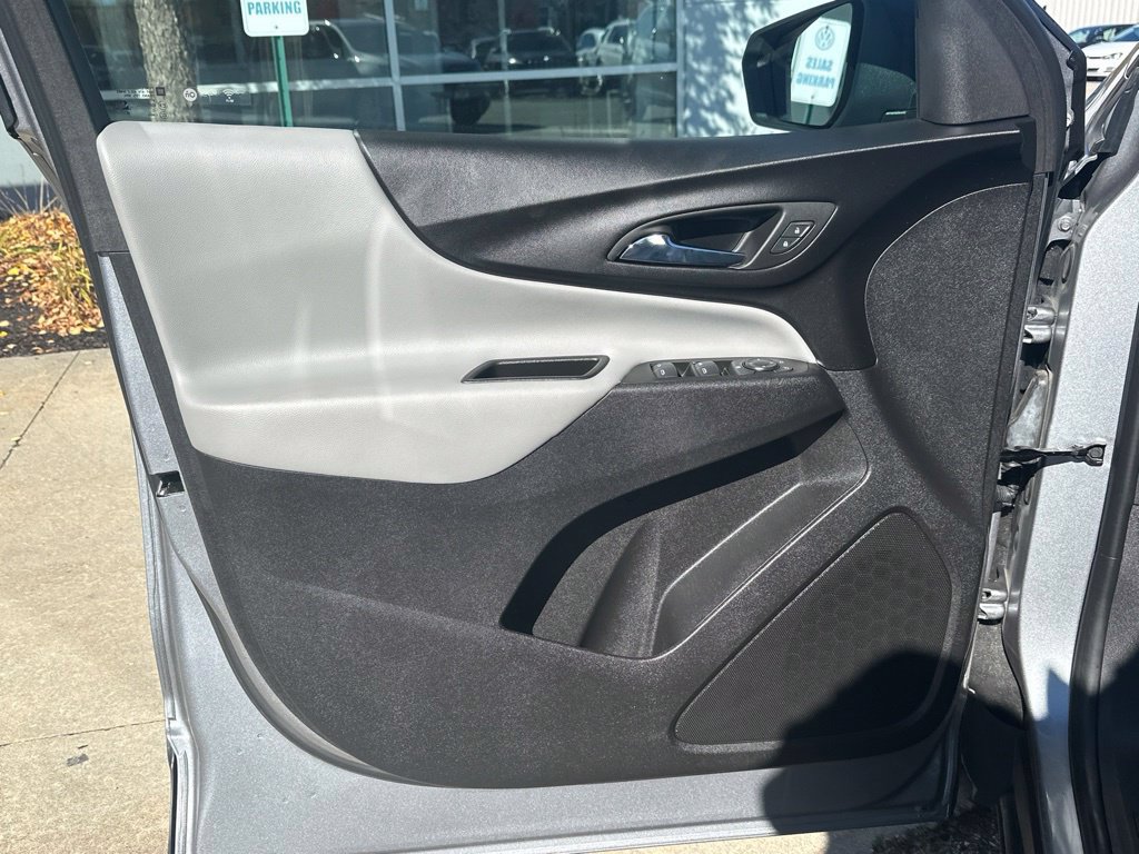 Used 2024 Chevrolet Equinox LS w/ LS Convenience Package AWD/4WD image 12