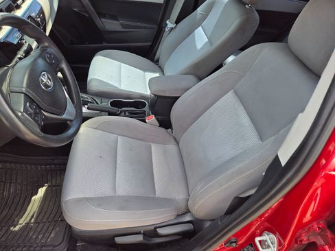 Used 2016 Toyota Corolla LE FWD image 8