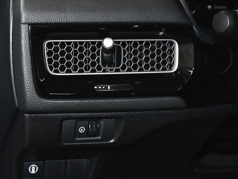 Used 2022 Honda Civic Sport image 18