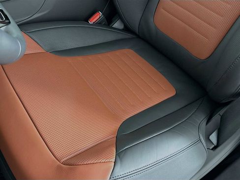 New 2026 Land Rover Range Rover Sport SV image 22