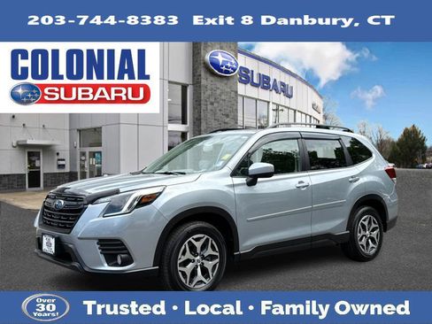Certified 2023 Subaru Forester Premium AWD/4WD image 1