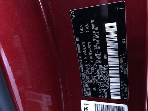 Certified 2025 Toyota Grand Highlander XLE image 34