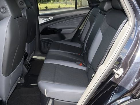 Used 2023 Volkswagen ID.4 S RWD image 15
