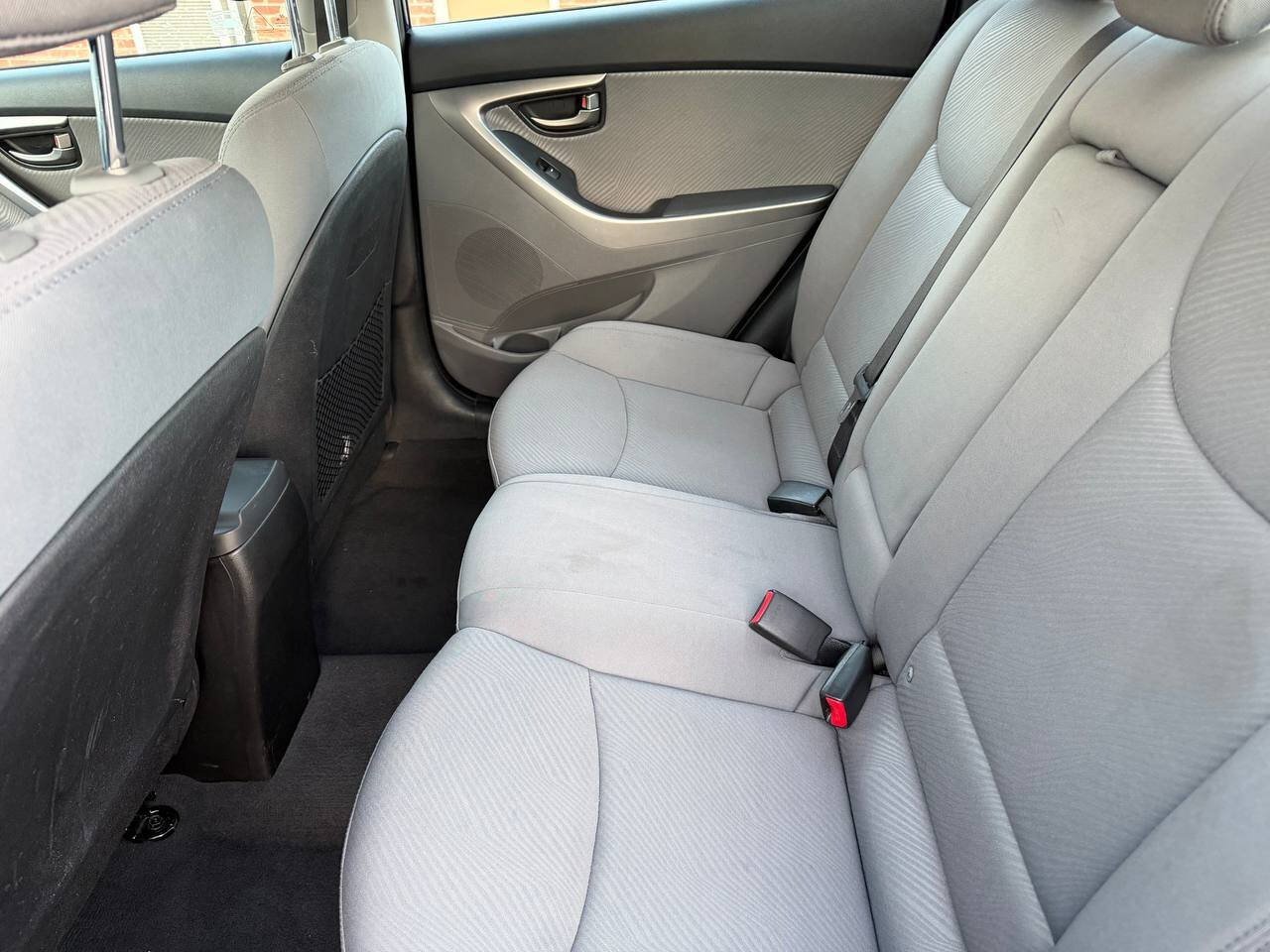 Used 2013 Hyundai Elantra GLS w/ Preferred Pkg FWD image 16