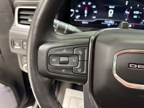Used 2023 GMC Yukon Denali Ultimate image 30
