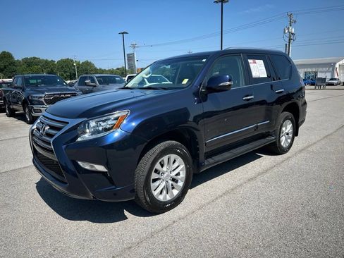Used 2018 Lexus GX 460 Premium AWD/4WD image 3
