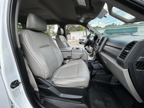 Used 2019 Ford F350 XL w/ Power Equipment Group AWD/4WD image 21