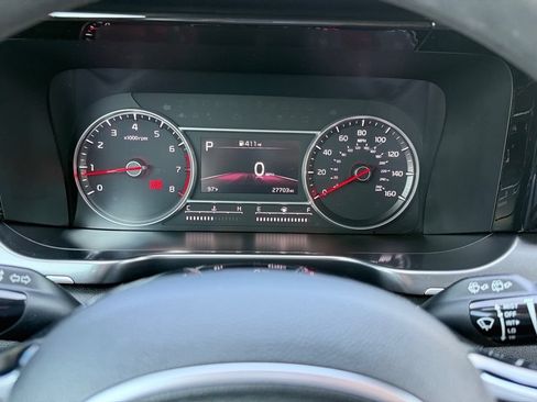 Used 2023 Kia Sorento LX FWD image 28
