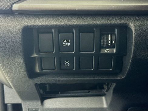 Used 2022 Subaru Forester Premium image 10