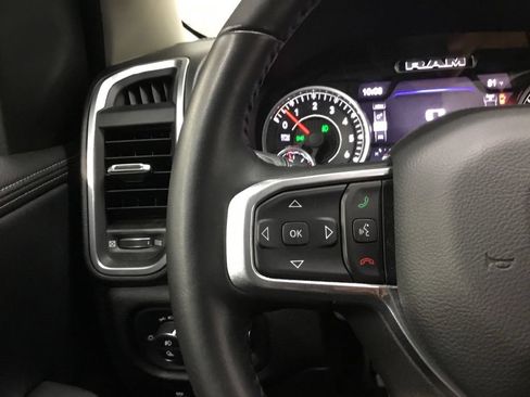 Used 2022 RAM 1500 Laramie AWD/4WD image 35