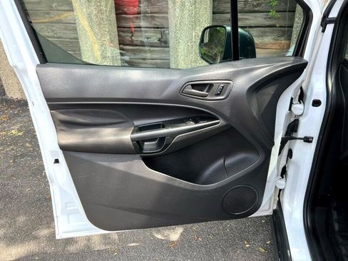 Used 2018 Ford Transit Connect XL image 13