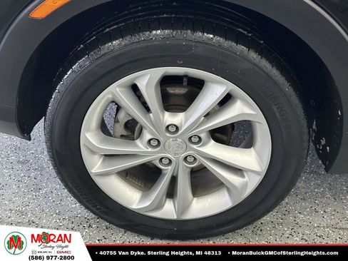 Certified 2023 Buick Encore GX Preferred w/ Cold Weather Comfort Package AWD/4WD image 8