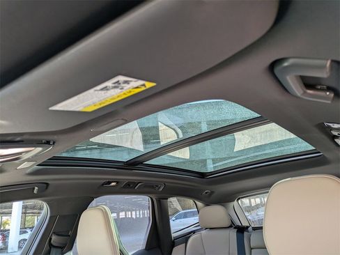 New 2026 Volvo XC60 B5 Plus w/ Protection Package Premier image 24