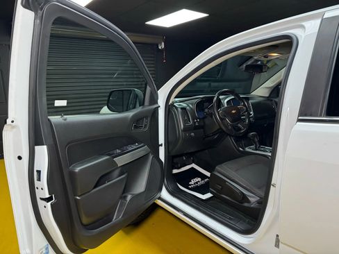 Used 2016 Chevrolet Colorado LT w/ LT Convenience Package image 30