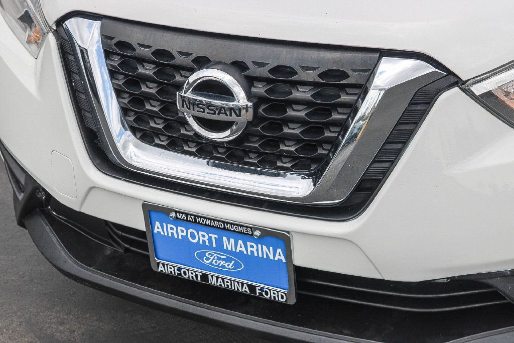 Used 2019 Nissan Kicks SV w/ Exterior Package FWD image 14