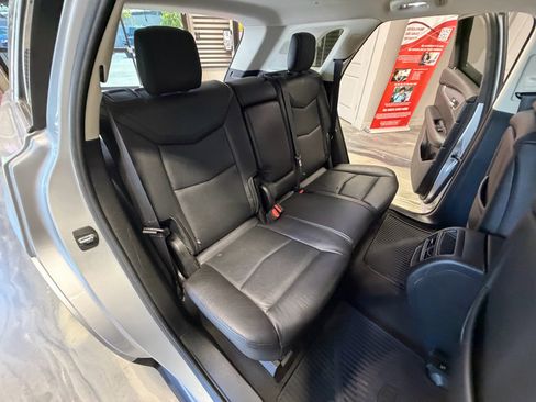 Used 2019 Cadillac XT5 Luxury AWD/4WD image 5