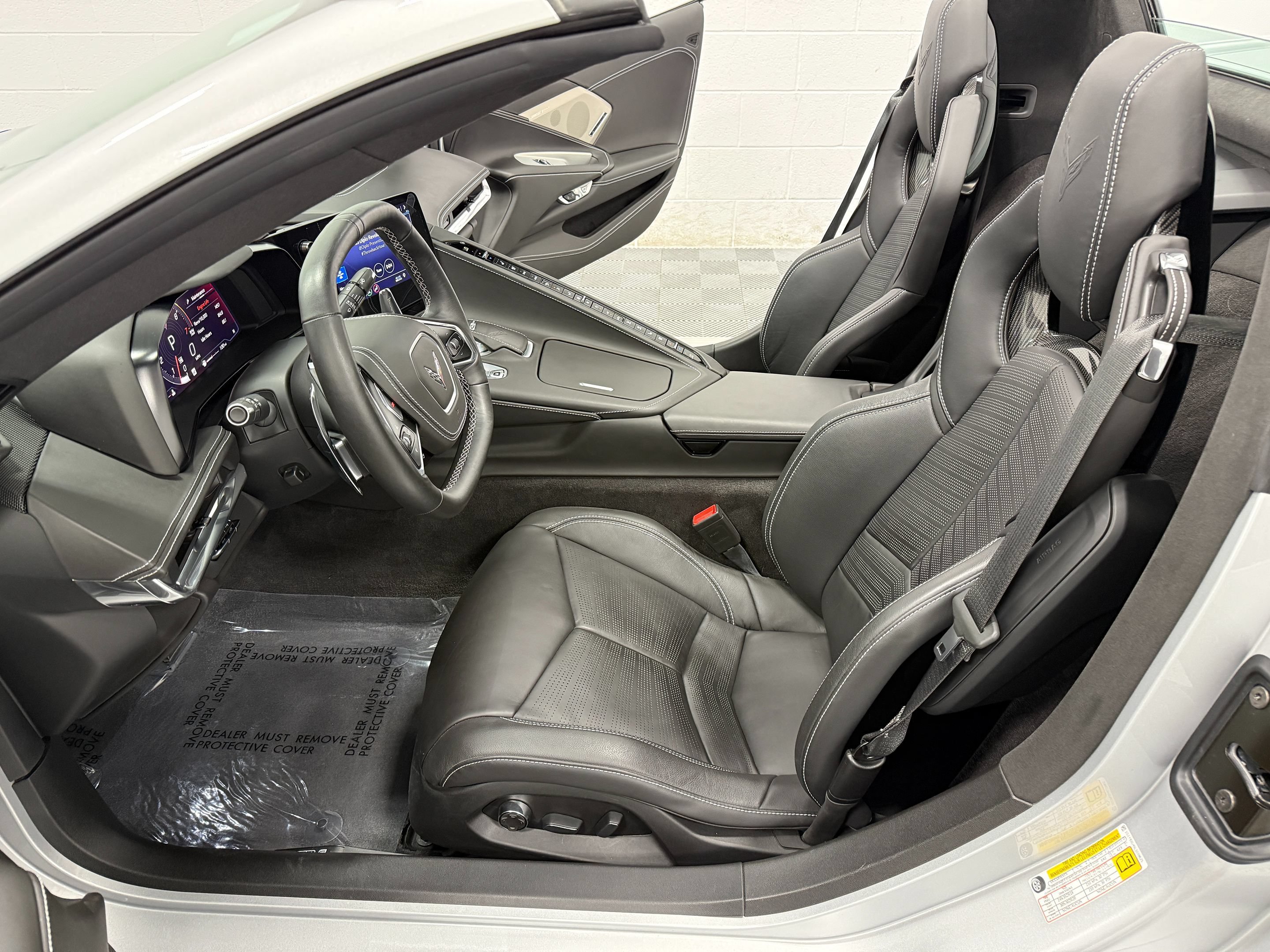 Used 2020 Chevrolet Corvette Stingray Premium Conv w/ 3LT Preferred Equipment Group RWD image 15