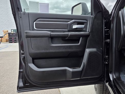 New 2025 RAM 2500 Big Horn image 12