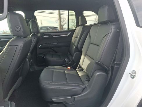 New 2026 GMC Acadia Elevation w/ Elevation Premium Package image 6