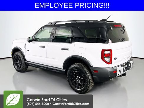 New 2026 Ford Bronco Sport Outer Banks AWD/4WD image 11