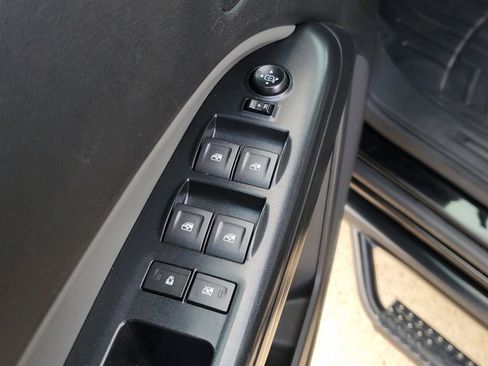 Used 2021 Chevrolet Colorado W/T w/ Custom Special Edition image 16