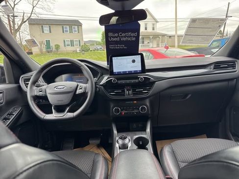Certified 2025 Ford Escape ST-Line Select AWD/4WD image 34