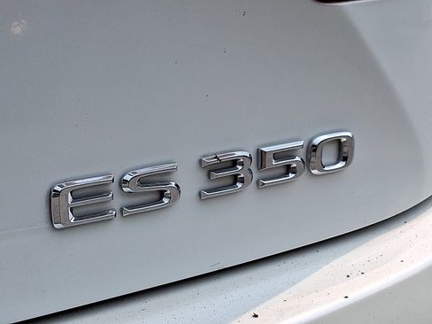 Used 2014 Lexus ES 350 w/ Premium Package FWD image 31