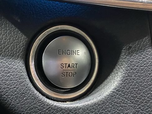 Used 2014 Mercedes-Benz E 350 Sedan image 13