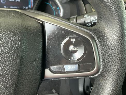 Used 2018 Honda Civic EX image 12