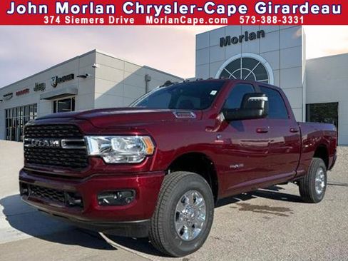 Used 2024 RAM 2500 Big Horn w/ Sport Appearance Package image 6