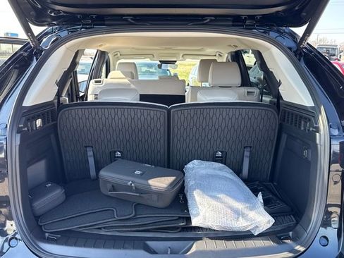 New 2026 MAZDA CX-90 Plug-In Hybrid w/ Preferred AWD/4WD image 11