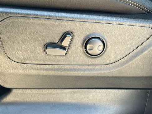 Used 2025 RAM 1500 Lone Star image 18