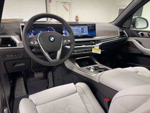 New 2026 BMW X5 sDrive40i w/ Premium Package image 28