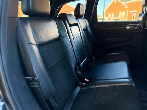 Used 2018 Jeep Grand Cherokee Altitude AWD/4WD image 13