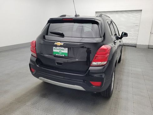 Used 2020 Chevrolet Trax LT w/ LT Convenience Package FWD image 7