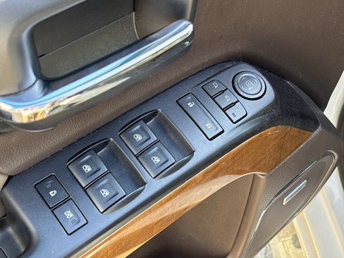 Used 2015 Chevrolet Silverado 1500 LTZ RWD image 14