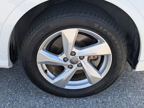 Used 2020 Audi Q3 2.0T Premium image 16