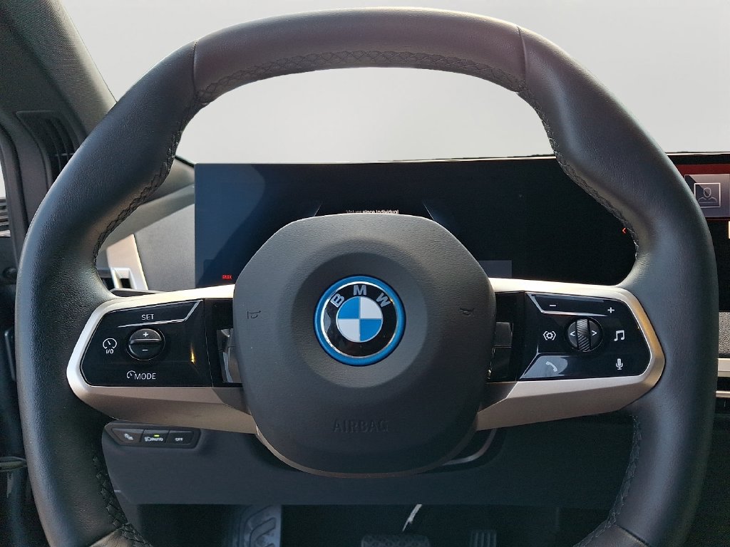 Used 2024 BMW iX M60 AWD/4WD image 20