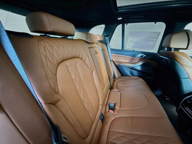 New 2026 BMW X5 xDrive40i AWD/4WD image 29