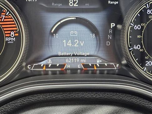 Used 2019 Jeep Cherokee Limited image 23