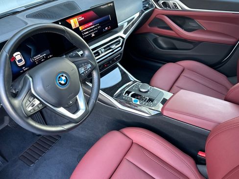Used 2023 BMW i4 eDrive35 w/ Premium Package RWD image 9