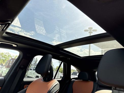 Used 2026 Mercedes-Benz GLC 350e 4MATIC image 22