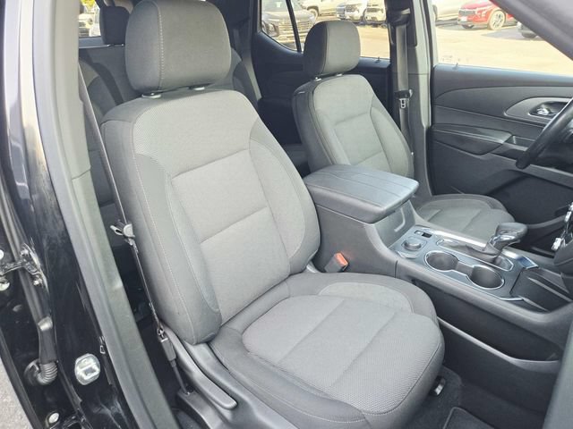 Used 2023 Chevrolet Traverse LT FWD image 15