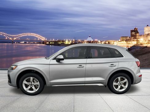 Used 2023 Audi Q5 2.0T Premium image 2